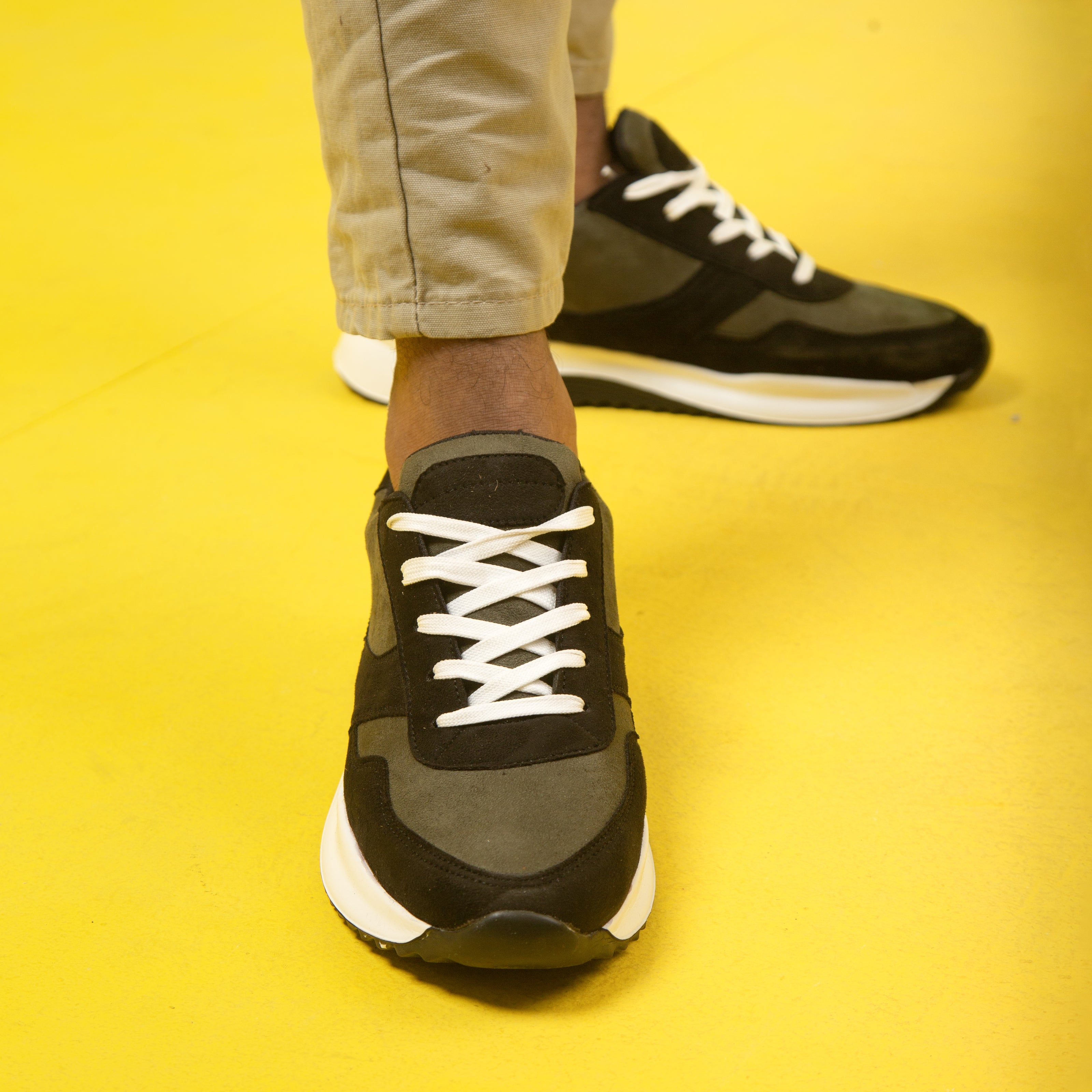 Zuqo Men's Sneaker  : Urban - Olive Black
