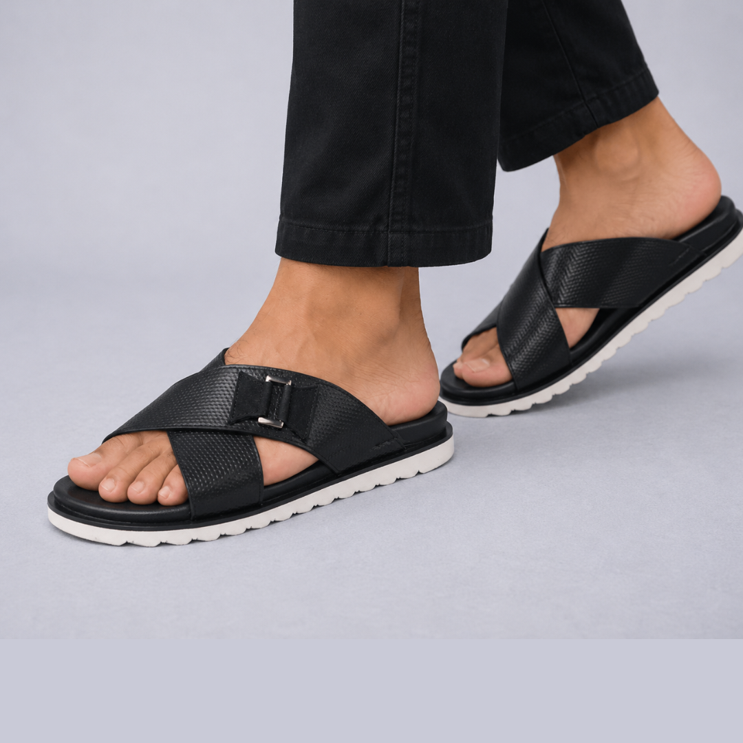 Zuqo Regal  Sandal   :  Black