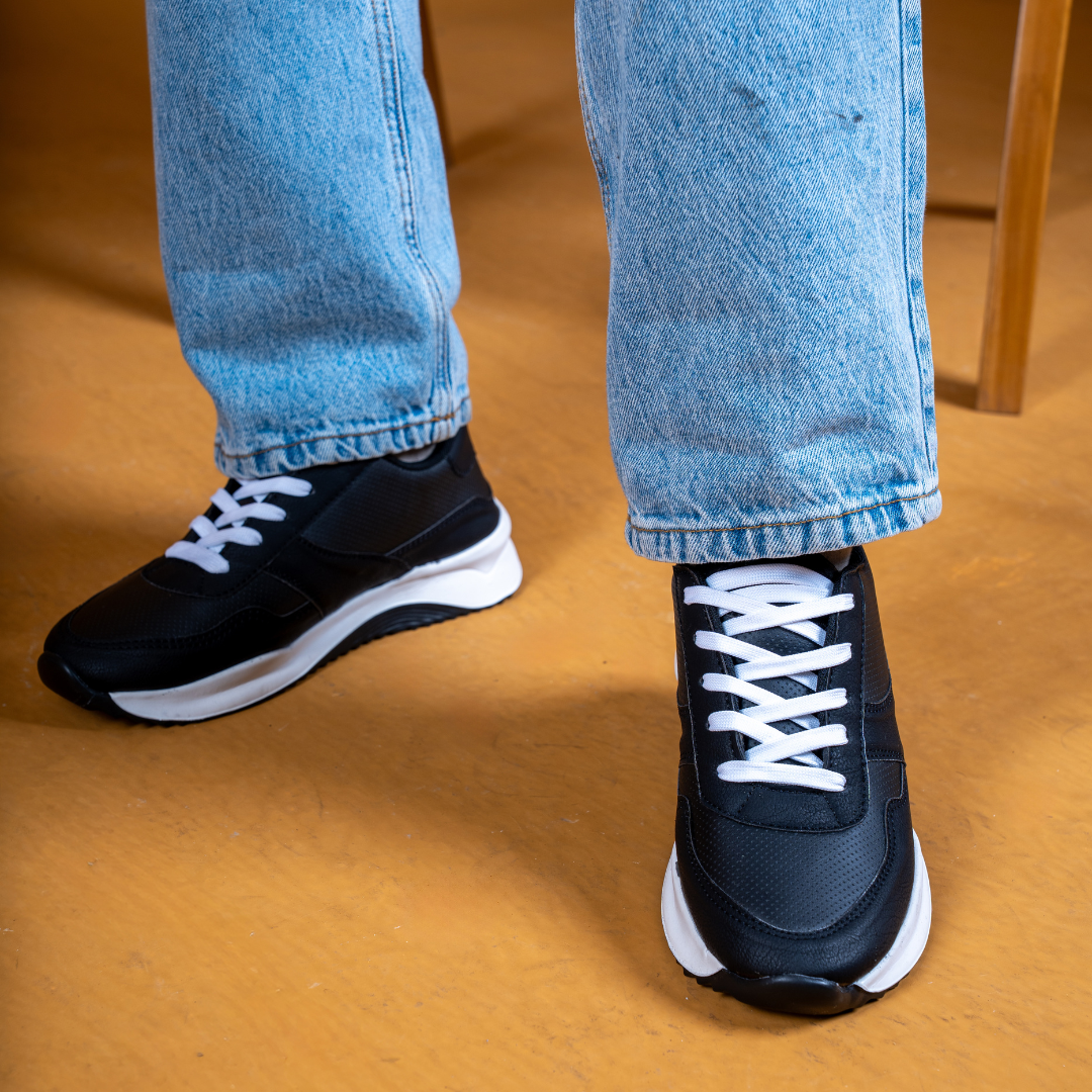 Zuqo Men's Sneaker  : Urban - Solid Black