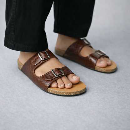 Zuqo Arizona Sandal   : Brown
