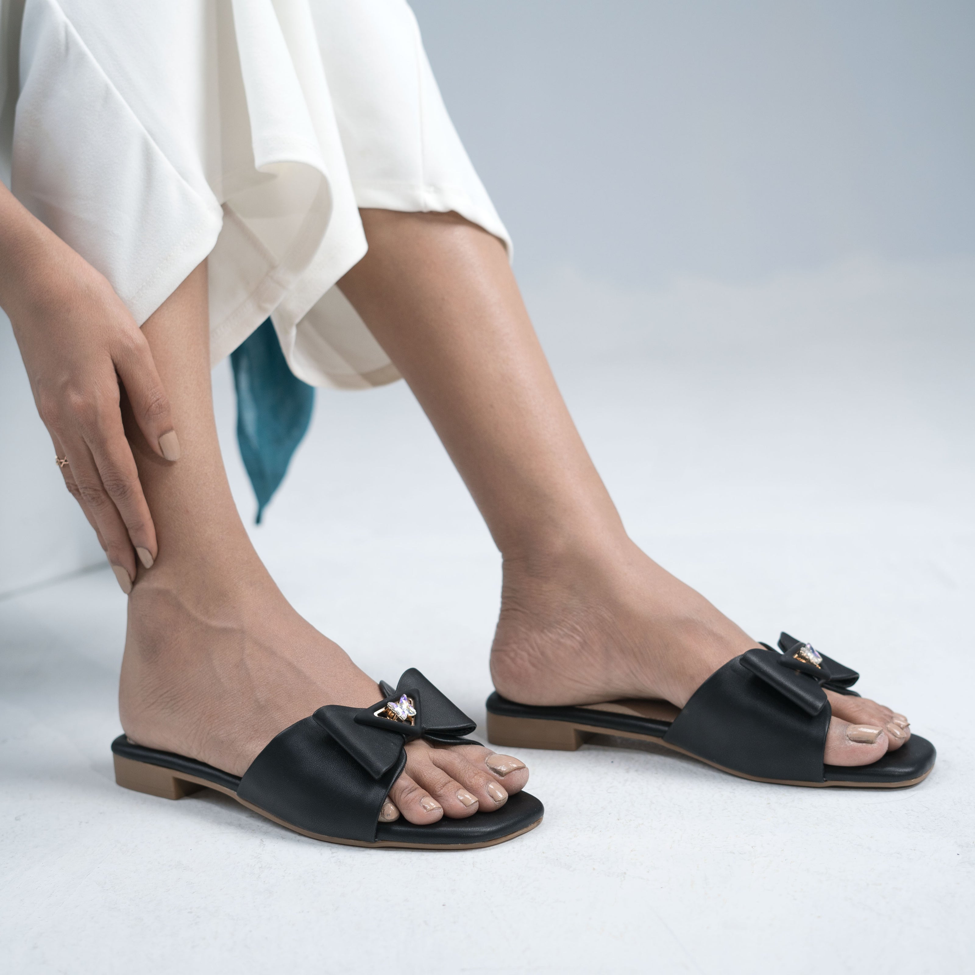 Zazla Women’s Flats :  Butterfly Stone  Black